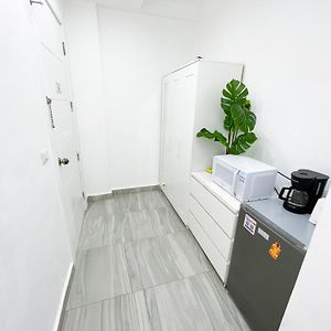 Deluxe King Studio